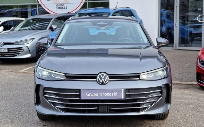 Volkswagen Passat cena 176500 przebieg: 1, rok produkcji 2024 z Bełżyce małe 326